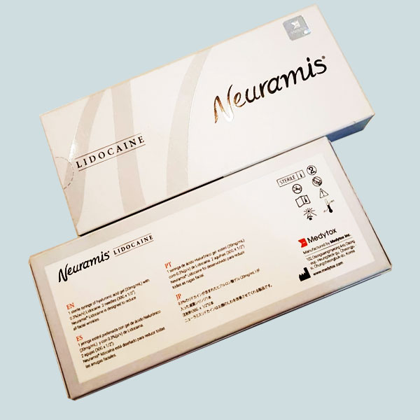 قیمت ژل زیر چشم نورامیس لیدوکائین دار یا همان ژل زیر چشم نورامیس با زمینه آبی کم رنگ