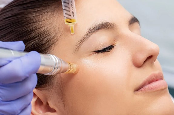 بررسی پاسخ «پی آر پی صورت بهتر است یا مزوتراپی صورت» در بلاگ نوآوران سلامت
