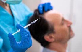 بررسی سن مناسب مزوتراپی مو در بلاگ نوآوران سلامت