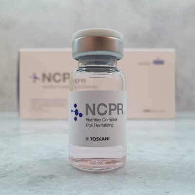 يک عدد کوکتل NCPR اصل توسکانی به همراه جعبه بسته بندی محصول که در پشت کوکتل قرار گرفته است.
